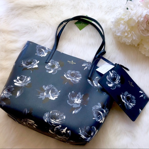Kate Spade ♠️NWT Reversible Tote Bag With Wristlet - Picture 3 of 8